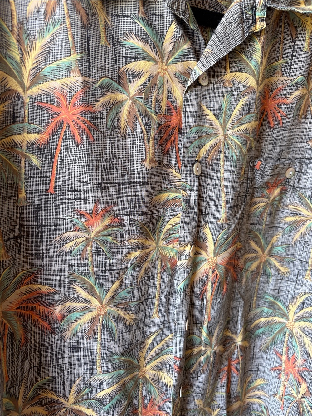 Vintage Tori Richard Gray Palm Tree Print Short-Sleeve Hawaiian Aloha Shirt - Picture 2 of 6